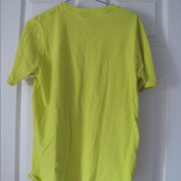 Nike T-Shirt - Picture 2 of 3